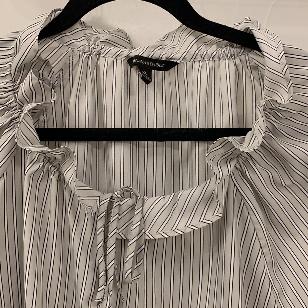 Banana Republic striped blouse - Picture 2 of 8
